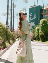 Bellflower Bucket Bag Crochet Pattern