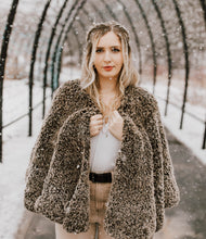 Modern Crochet Sweaters: 20 Chic Designs For Everyday Wear (Signed Copy)