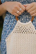 Palm Springs Handbag Crochet Pattern