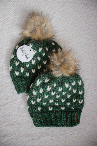 Tiny Hearts Hat - Forest Green