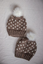 Tiny Hearts Hat - Taupe