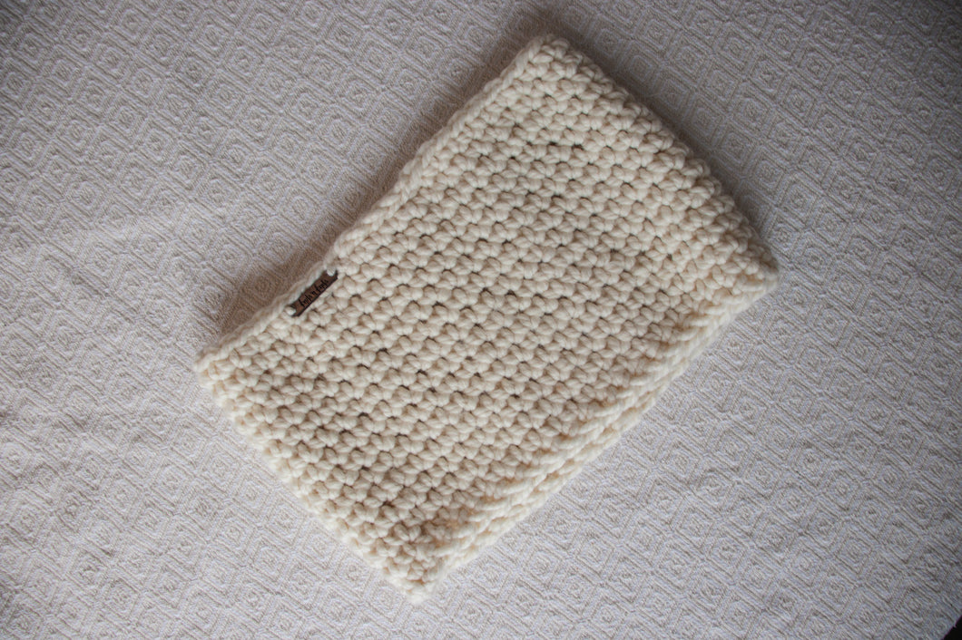 Chunky Cowl in Cream