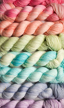 Dahlia (Pre-Order)