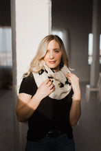 Cheetah Print Cowl Knitting Pattern