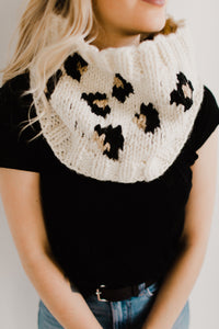 Cheetah Print Cowl Knitting Pattern