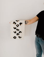 Cheetah Print Cowl Knitting Pattern